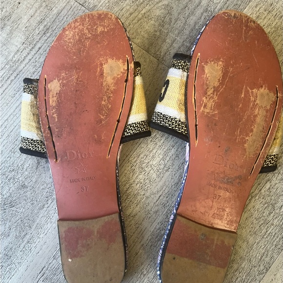 Dior sandals ❌sold❌ - Picture 3 of 7